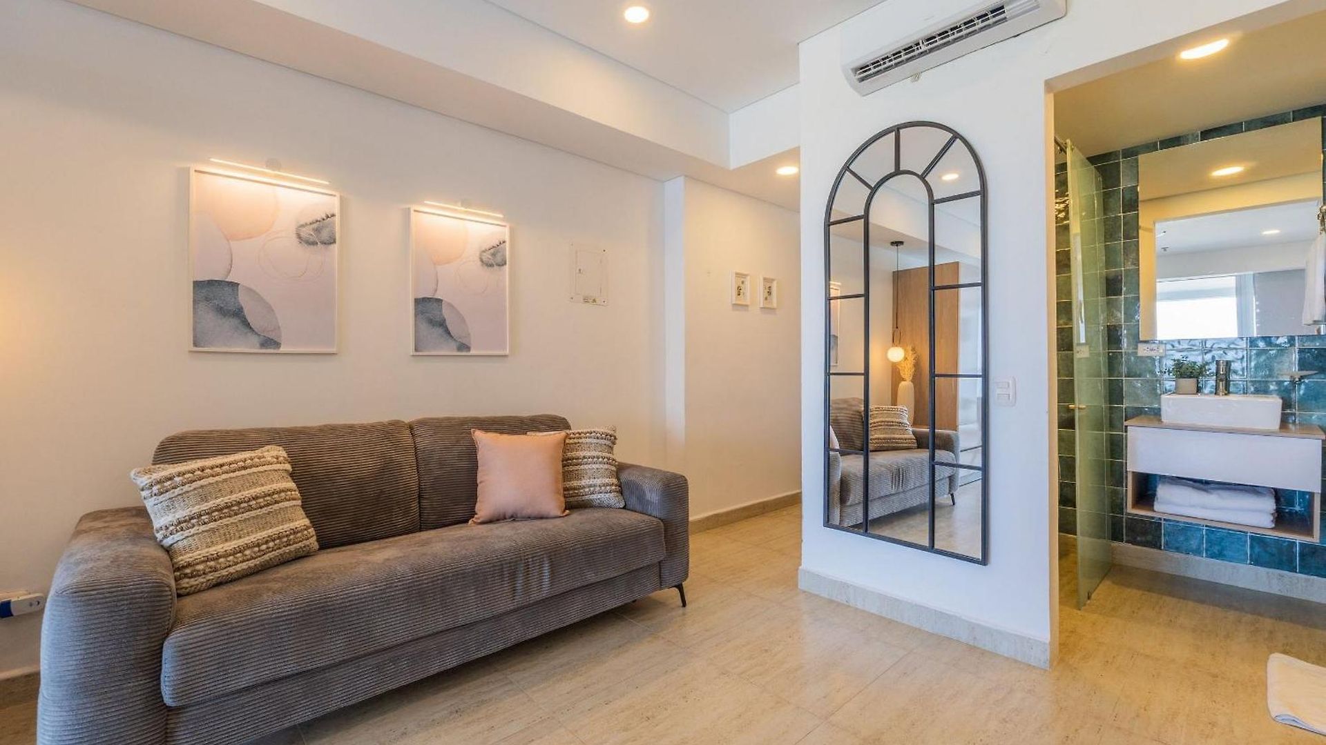 Apartamento Cb1044 | Moderna-comoda Vista Increible